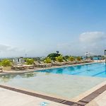 Sea View Pool And Jacuzzi Airport 5 Min Away