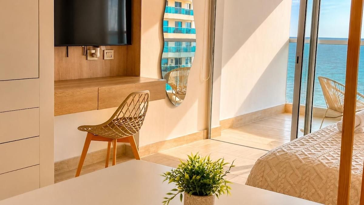 Apartamento Sea View Pool And Jacuzzi Airport 5 Min Away *