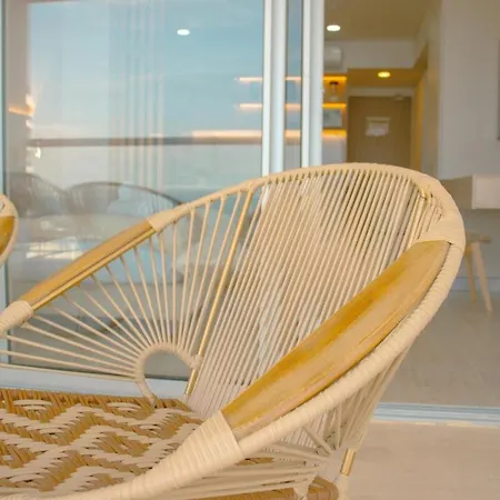 Sea View Pool And Jacuzzi Airport 5 Min Away *
